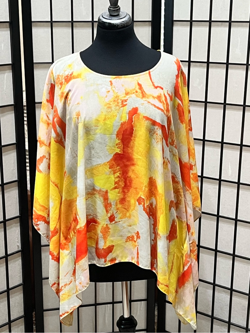JOAN VASS Abstract Watercolor Yellow & Orange Women's KAFTAN STYLE PONCHO SZ XL
